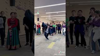 刘福洋舞蹈 《牧民新歌》自由起舞版、看演出激动中#mongoliandance #chinesedancer 。#liufuyang