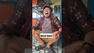 Bersin keluar kunci #shorts #komedi