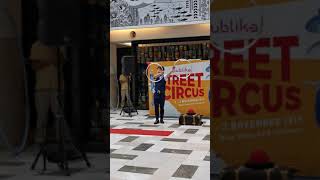 Jerry Chou 周子益 performing at Publika Malaysia (3/11/2019)