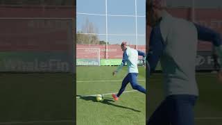 🔥 Atletico de Madrid SHOOTING SESSION with ⚽ F2Freestylers! 💥 Griezmann | Correa | Nahuel