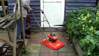 Flymo L400 2 stroke petrol Mower Cold Start.