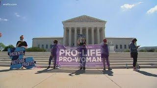 Supreme Court strikes down Louisiana law regulating abortion clinics