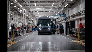 Amazon Rolling Out More Rivian Electric Vans