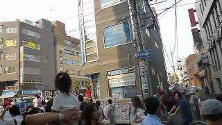 町田天満宮の神輿巡行、町田ＪＲ駅の大通り前２０１３．９．２２