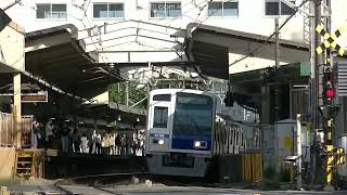 西武鉄道6156F　各停飯能行　稲荷山公園