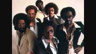 The Commodores - JUST TO BE CLOSE TO YOU
