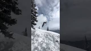 BACKFLIP ON SKIS IN A T-SHIRT!? #ilovemylife #snow #skiing #itsnotevencold@legacyproscooters292