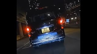 車CAM直擊 - EY2866 飲大咗？😰 逆線行駛 行到去部電單車前面先突然醒返急扭軚