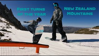 First Snowboard Turns of the Year - Snowboarding in New Zealand - RAW