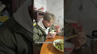 02年点心师失业后回农村老家摆摊卖蛋糕的vlog #记录真实生活 #普通人的生活是什么样子的 #记录我的农村生活 #农村生活#摆摊