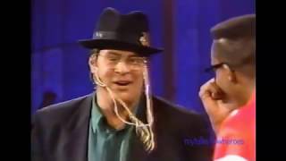 DAN AYKROYD HAS FUN WITH ARSENIO