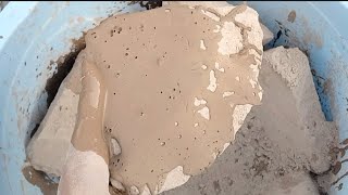 ASMR: New🤎Soft Mud dirt paste pouring dry🌪️tub\u0026🫧bucket🪣crumbling mouthwatering🤤 @bushraasmr support