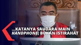 Beda Keterangan Putri dengan Eliezer, Hakim: Katanya Saudara Main Handphone, Sekarang Bilang Tidur