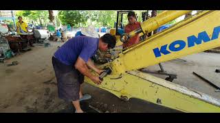 มาดูวิธีการเปลี่ยนปลายอามร์..130-6KOMATSU