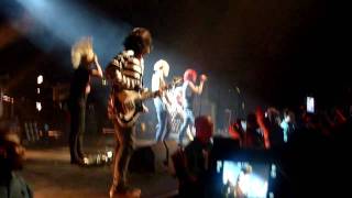 My Chemical Romance - Honey This Mirror Aint Big Enough, Live in London 2010