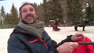 Savoie : la luge à poney séduit les vacanciers privés de ski alpin à Méribel