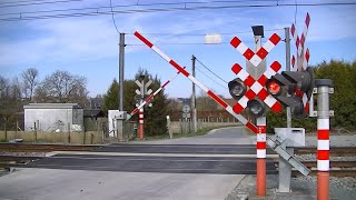 Spoorwegovergang Zwalm (B) // Railroad crossing // Passage à niveau