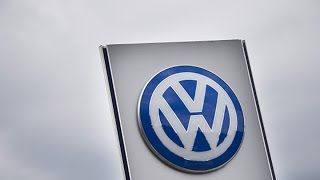 Volkswagen Emission Scandal: Auto Execs Speak