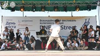 Zarick vs Nelis | Hip-hop kids battle | Dnepr street Battle 2021