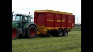 Loonwerken Kerkhofs Gras Oprapen Met Fendt \u0026 Schuitemaker