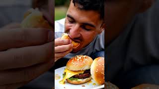 Prompt: A Man eating a Hamburger (Kling AI) #ai #kling #videogenerator