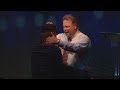 Pinch nerve healed in the name of Jesus | David Turner International Ministries