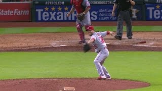 LAA@HOU: Smith, Aybar turn two in the 8th