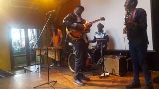 RIMBAMBIRA BAND ft Maxwell vidima