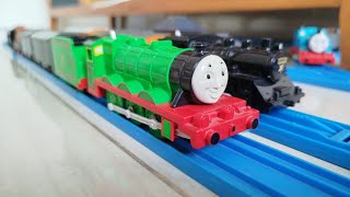 Tomy Henry Review