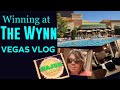 VEGAS VLOG/ WYNN POOL AND ROOM TOUR / WINNING AT THE WYNN