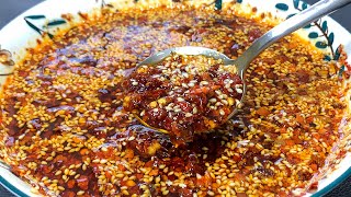 You don’t need to buy chili oil. Use local methods to make chili oil. The more you refine it, the m