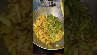 Parwal Aloo ki bhujiya #cooking #food #recipe #youtubeshorts