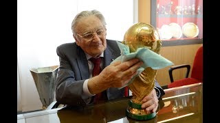 GDE Bertoni, el pequeño taller italiano donde se fabrica la copa del Mundial