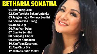 BERNOSTALGIA DENGAN LAGU-LAGU BETHARIA SONATHA