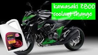 Kawasaki Z800 service part 5 - coolant change