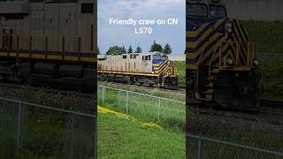 Friendly crew on CN L570 [Horn show!] • July 23, 2023