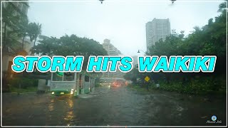 STORM IN HAWAII FLOODS THE STREETS OF WAIKIKI 🌴 Hawaii 4K #hawaii #honolulu #waikiki