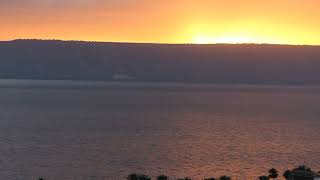 Sunrise at the Sea of Galilee for meditation          זריחה בכנרת למדיטציה