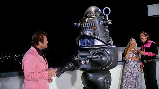 Ending Scene | Hollywood Boulevard (Robby The Robot Cameo)