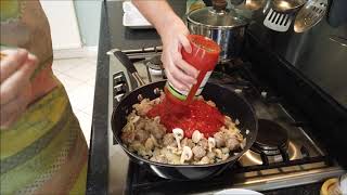 Tea/Dinner?  'Cheat' Pasta \u0026 Meatballs try cooking it for your family