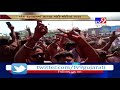 modi modi slogans raised during hardik patel s entry at a holi celebration event in jamnagar