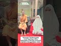 Bapaknya Biksu Anaknya Ustadzah