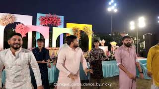 Groom friends dance on khaike paan | Chaiya chaiya | Groom entry |haldi flashmob |surprise by Groom