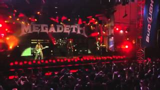 Megadeth-Symphony of Destruction [Live Hallowen]