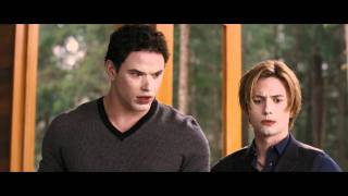 Breaking Dawn - Parte I. Quinta clip dal film. The Twilight Saga.