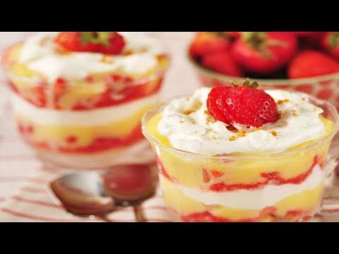 Strawberry & Lemon Curd Trifle Recipe Demonstration - Joyofbaking.com Strawberry & Lemon Curd Trifle Recipe Demonstration - Joyofbaking.com