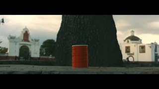 El Hilo Rojo - Ice Box (clip)