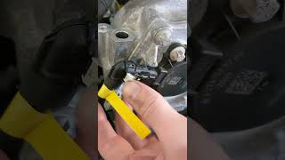 Undoing Stubborn/Stuck Mercedes Electrical Connectors