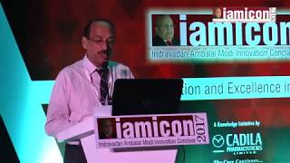 Dr. V.G. Mohan Prasad present insights on Managing Upper GI Bleeding at Coimbatore IAMICON 2017