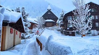 L'HIVER dans les villages suisses ISOLÉS ❄️ La vie dans les Alpes SUISSES 🇨🇭